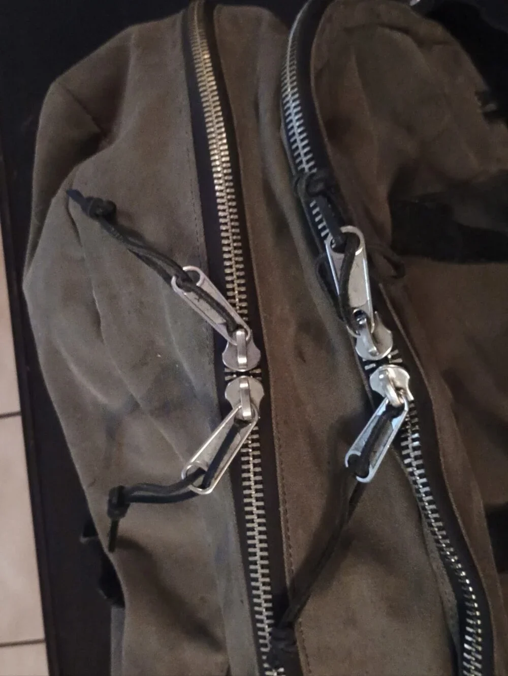 Men's Olive Green Canvas Deerskin Travel Duffel Bag